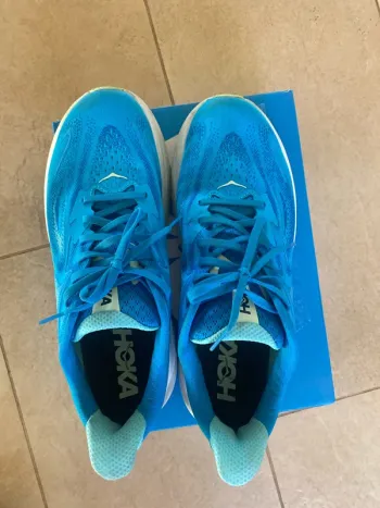 Used Hoka Clifton 10 bike — image 2 of 7
