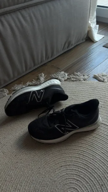 Used New Balance Fresh Foam X 880 bike