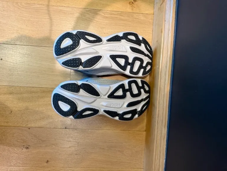 Used Hoka Bondi 8 bike — image 5 of 6