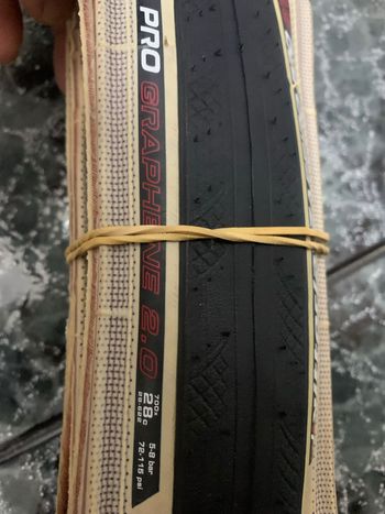 Tweedehands Vittoria cubierta 2026 bike