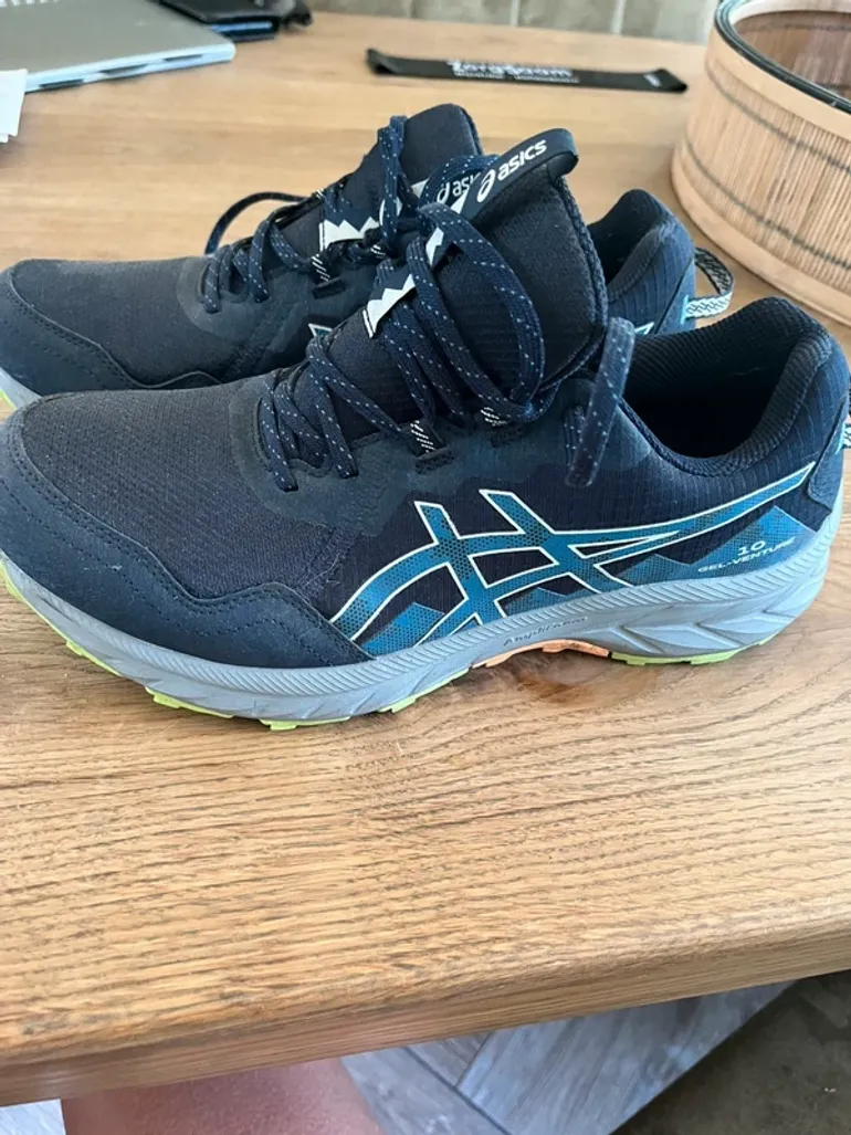 Used Asics Gel-Venture 10 bike — image 2 of 8