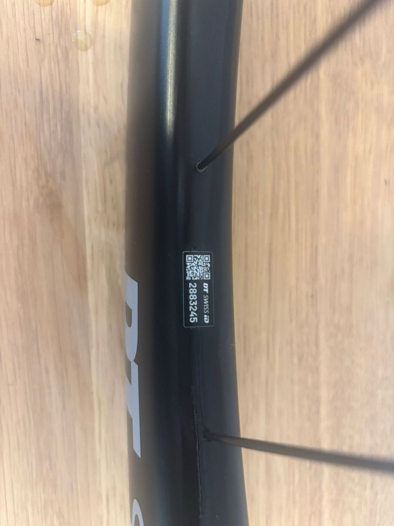 Dt Swiss GRC 1400 Spline 42 2025 bike d'occasion — image 10 sur 12