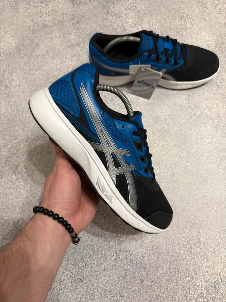 Used Asics Stormer bike — image 1 of 6