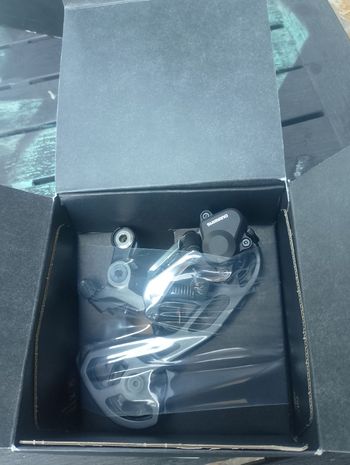 Used Shimano GRX RD-RX810 bike — image 3 of 3