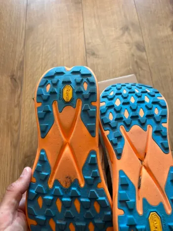 Used Hoka Tecton X2 bike — image 7 of 7