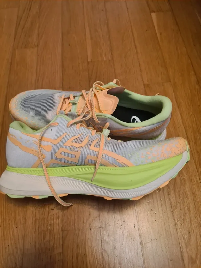 Brugt Asics MetaFuji Trail bike — billede 4 af 8