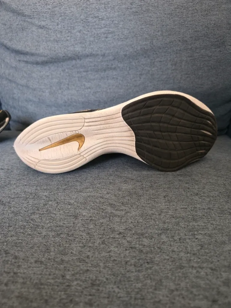 Used 100% Vaporfly 2 bike — image 2 of 4