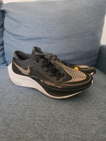 Used 100% Vaporfly 2 bike