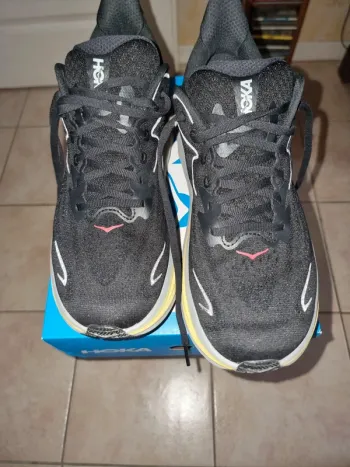 Used Hoka Clifton 10 bike — image 2 of 8