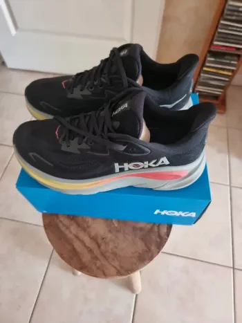 Used Hoka Clifton 10 bike