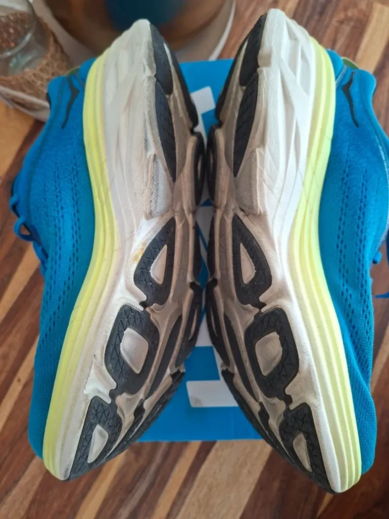 Used Hoka Bondi 8 bike — image 5 of 10