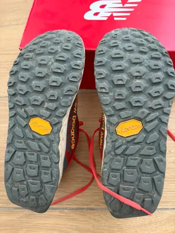 Used New Balance Hierro V6 bike — image 3 of 3