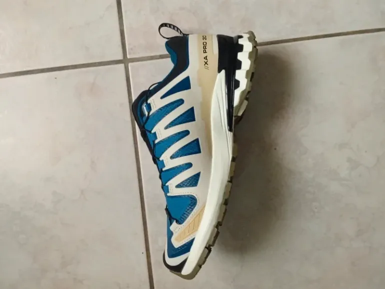 Used Salomon Running Shoes Gore-Tex bike — image 3 of 4