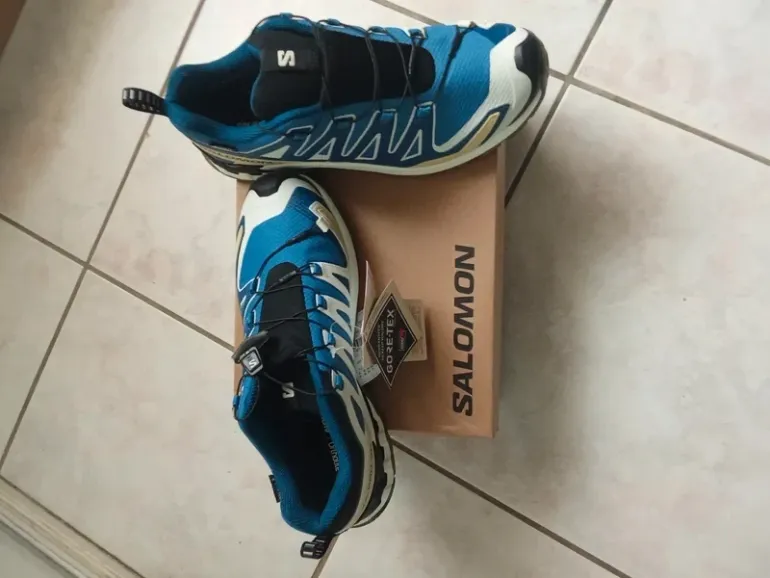 Used Salomon Running Shoes Gore-Tex bike — image 2 of 4