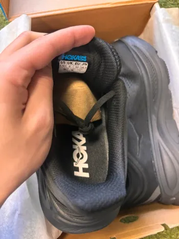 Used Hoka Noir taille 42 Homme bike — image 6 of 7