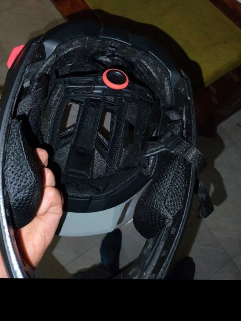 Used Ufoplast Defcon two 2025 bike — image 4 of 5