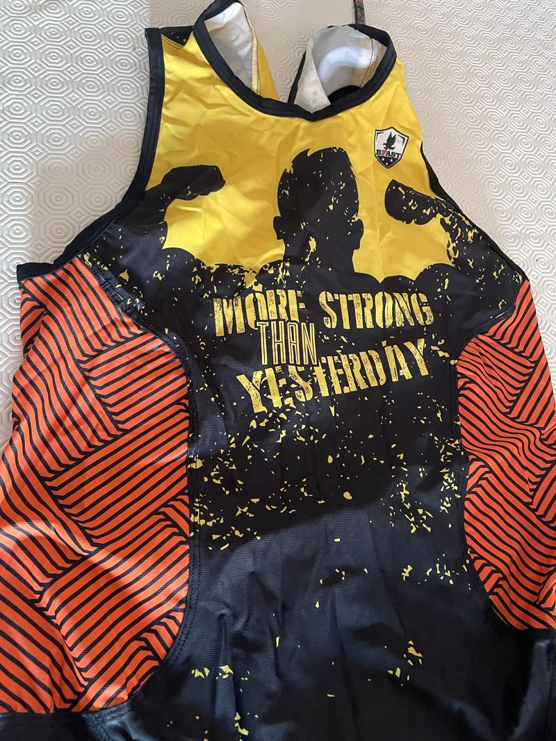Tweedehands Stronger trisuit 2021 bike — afbeelding 4 van 5