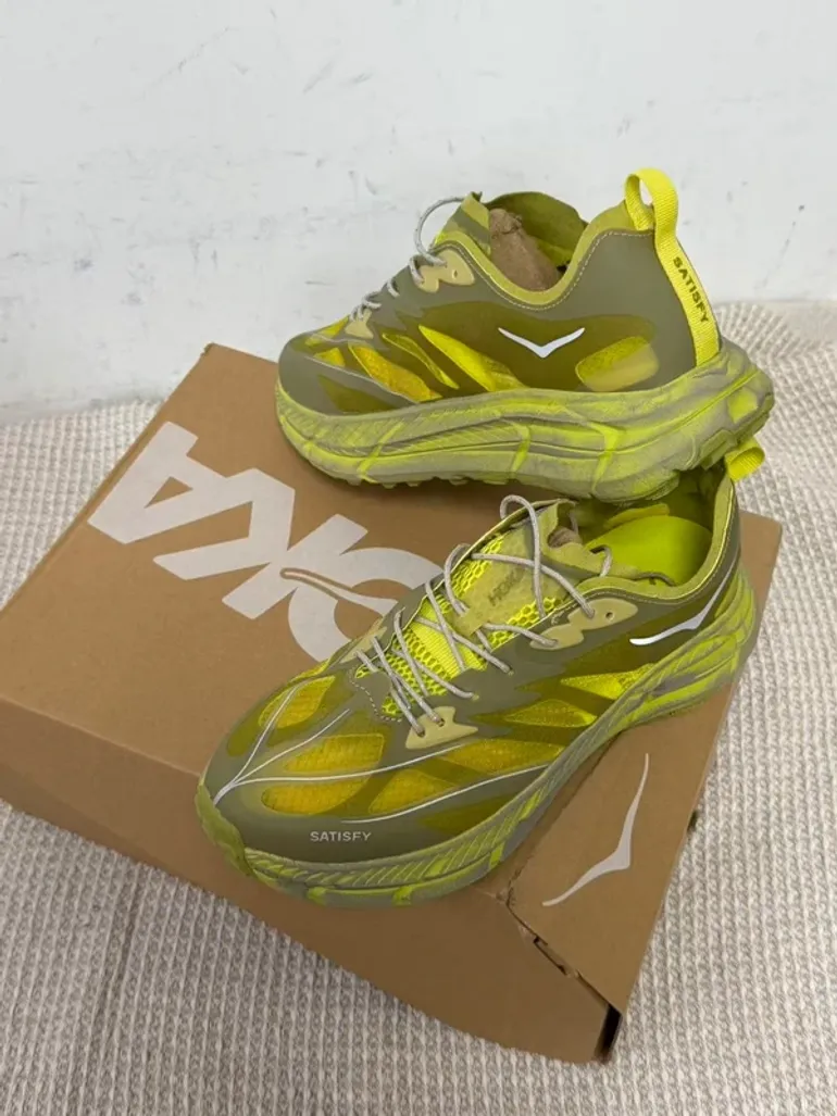 Used Hoka Satisfy Running Shoes bike — image 7 of 7