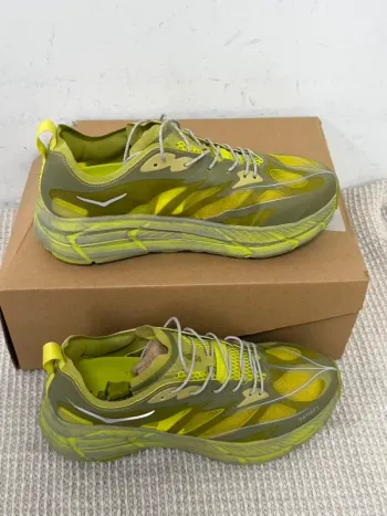 Used Hoka Satisfy Running Shoes bike