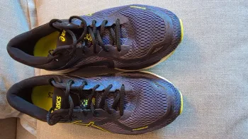 Used Asics Gel Cumulus 19 bike — image 2 of 6