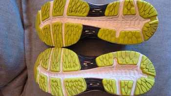 Used Asics Gel Cumulus 19 bike — image 5 of 6