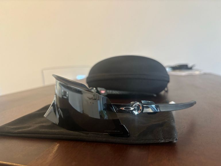 Used Oakley Kato bike — image 1 of 4