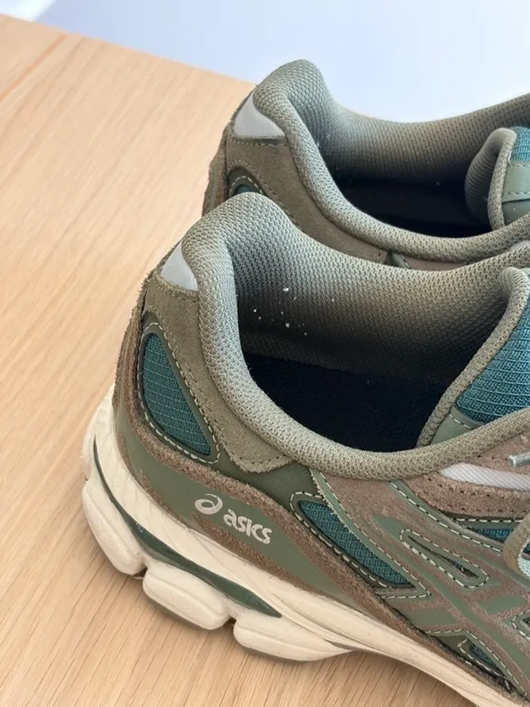 Used Asics Gel-NYC bike — image 2 of 10