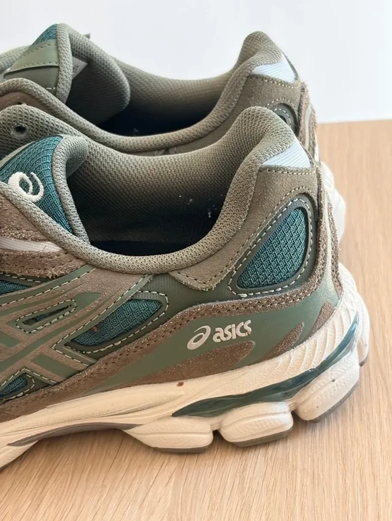 Used Asics Gel-NYC bike — image 5 of 10
