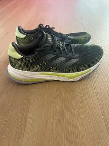 Used Supernova Prima Running Shoes