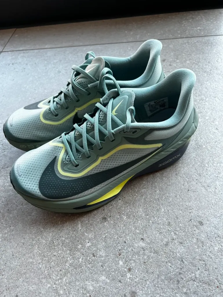 Used Nike Zoom Fly 6 bike — image 4 of 5