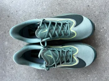 Used Nike Zoom Fly 6 bike — image 3 of 5