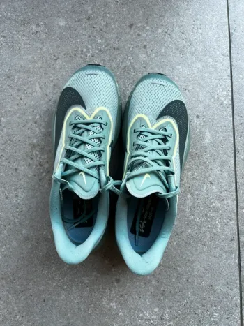 Used Nike Zoom Fly 6 bike — image 5 of 5