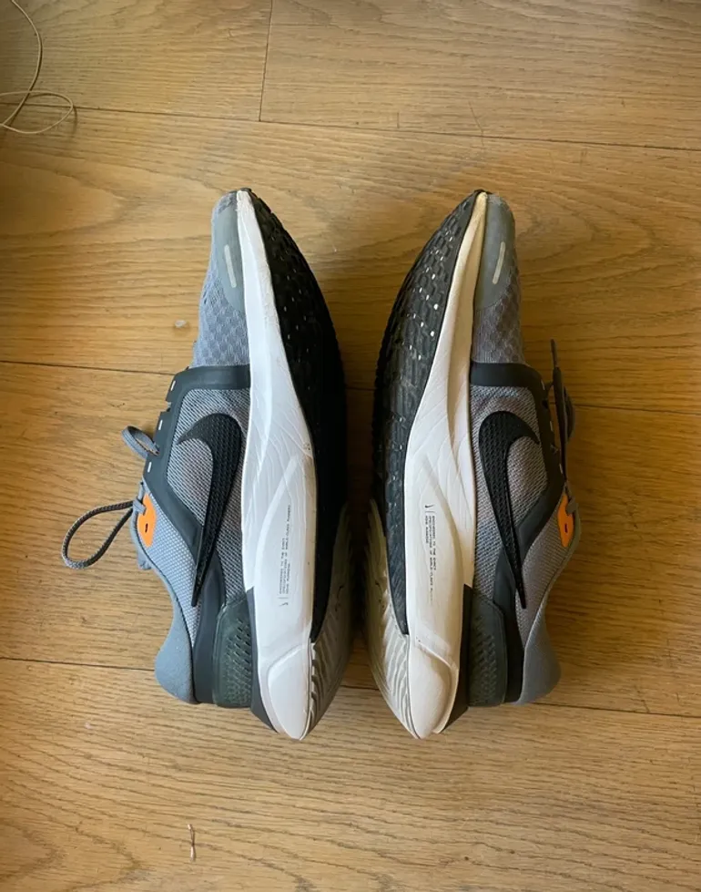 Used Nike Air Zoom Vomero 16 bike — image 1 of 6