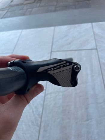 Used Fsa SL-K CSI Carbon Curva MTB Flat 700mm bike — image 3 of 6