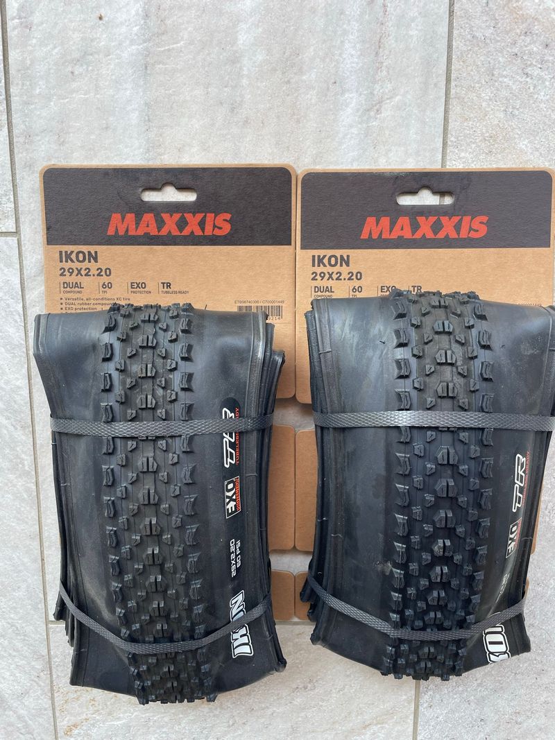 Used Maxxis Ikon 29x2.20 Folding Black Tire Tyres & Tubes