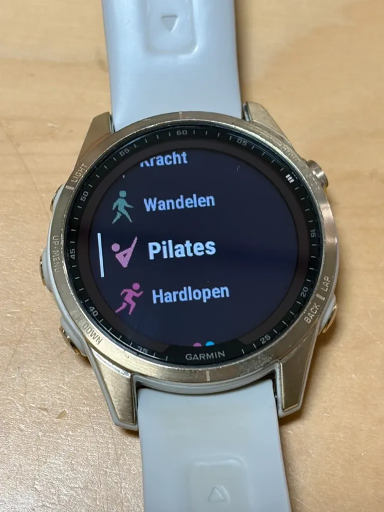 Used Garmin Fenix 7s Saffierglas Solar bike — image 4 of 7