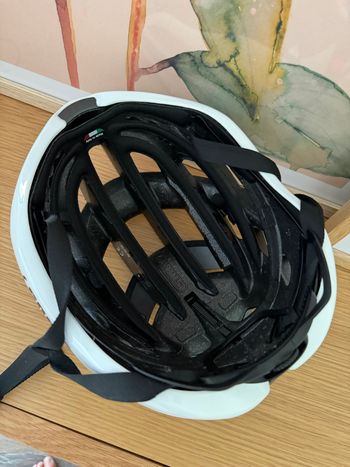 Used ABUS AirBreaker 2.0 Road Helmet 2025 bike — image 5 of 5
