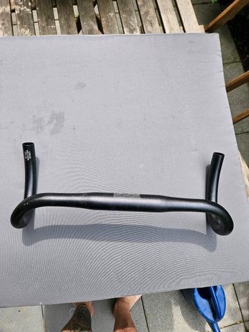 Used Fsa Vero Compact bike — image 2 of 3