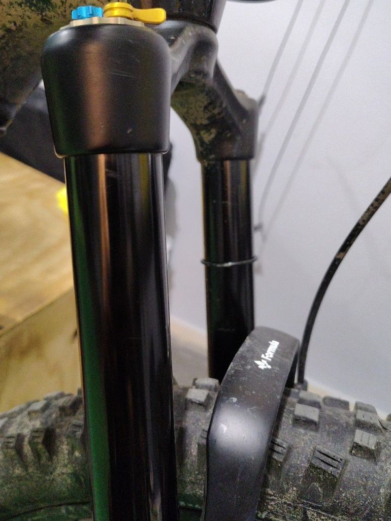 Used Formula Selva C Coil Suspension Fork 2025 bike — image 5 of 5