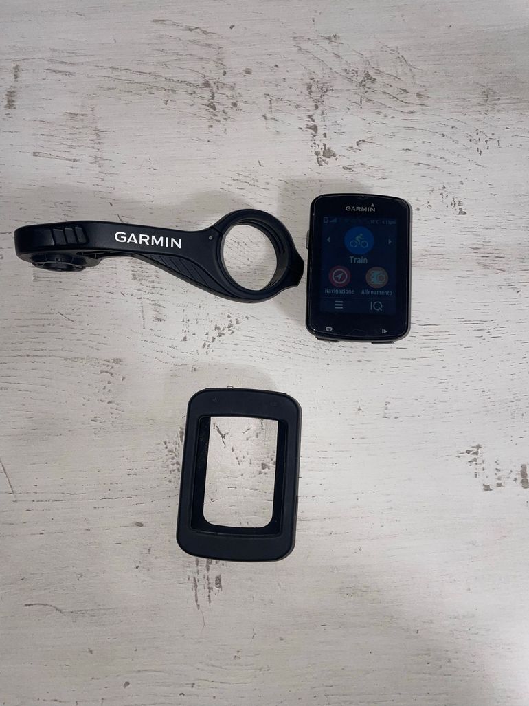Used Garmin Edge 820 GPS Bike Computer bike — image 3 of 6