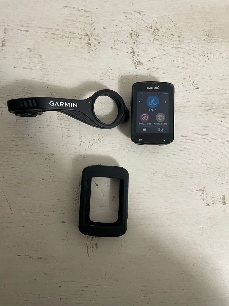 Used Garmin Edge 820 GPS Bike Computer bike — image 2 of 6