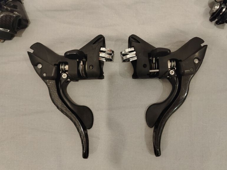 Used Campagnolo Chorus 11-speed Groupset 2017 bike — image 3 of 10