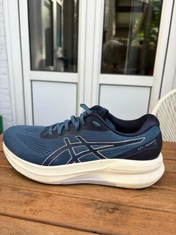 Used Asics GT-4000 bike — image 3 of 5