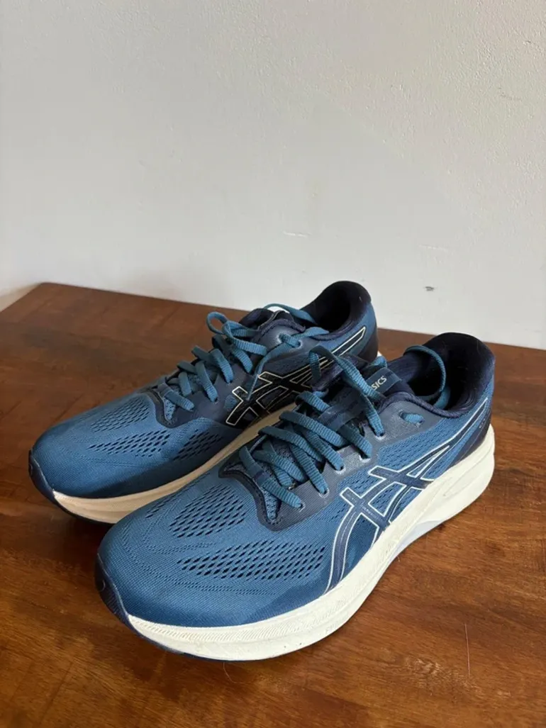 Used Asics GT-4000 bike — image 1 of 5