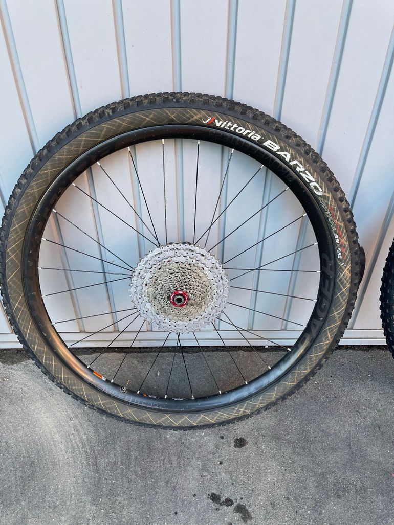 Gebrauchtes Bontrager Kovee Elite 23 TLR Boost 29 Carbon MTB Wheelset 2021 bike — Bild 9 von 11