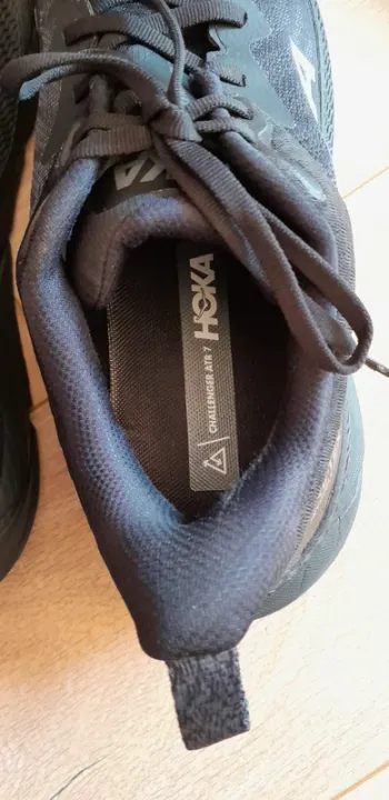 Used Hoka Challenger ATR 7 GTX 2025 bike — image 5 of 8