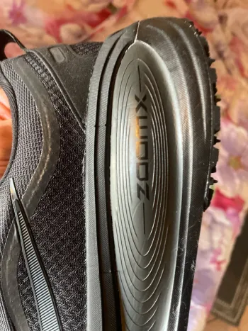 Brugt Nike Vomero 18 GTX bike — billede 7 af 11