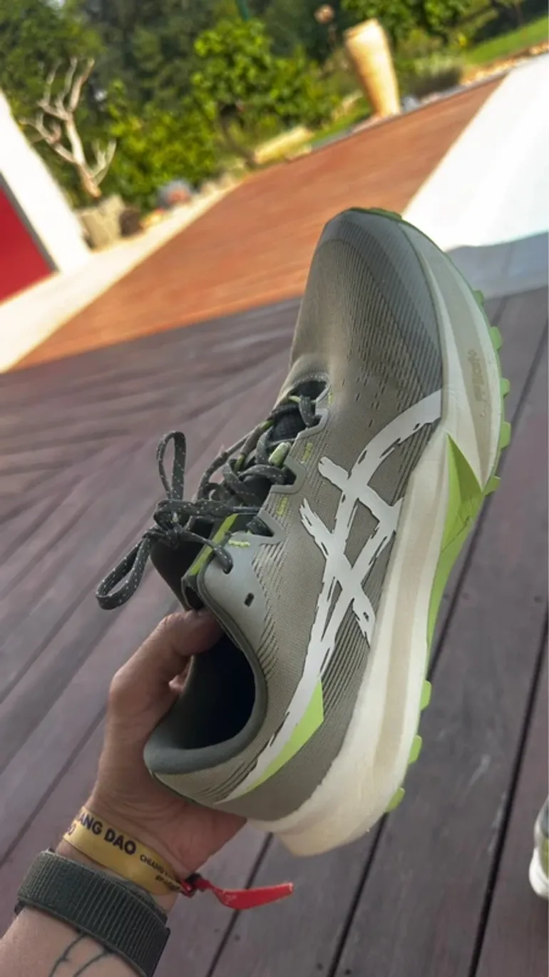 Used Asics Fuji lite 6 bike — image 2 of 7
