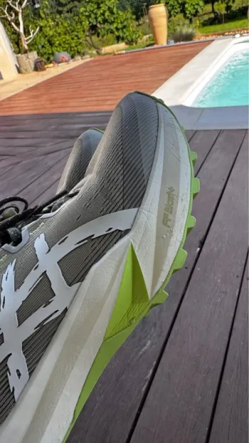 Used Asics Fuji lite 6 bike — image 3 of 7