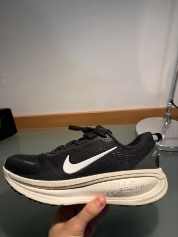 Used Nike Vomero 18 bike — image 2 of 7